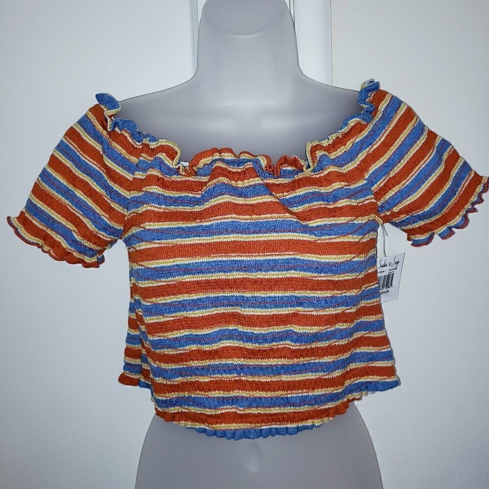 Sadie & Sage Off-The-Shoulder Cropped Pull…